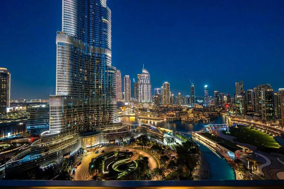 Venetian - Luxury Living Burj Khalifa View & Massage Chair Dubai Apartment